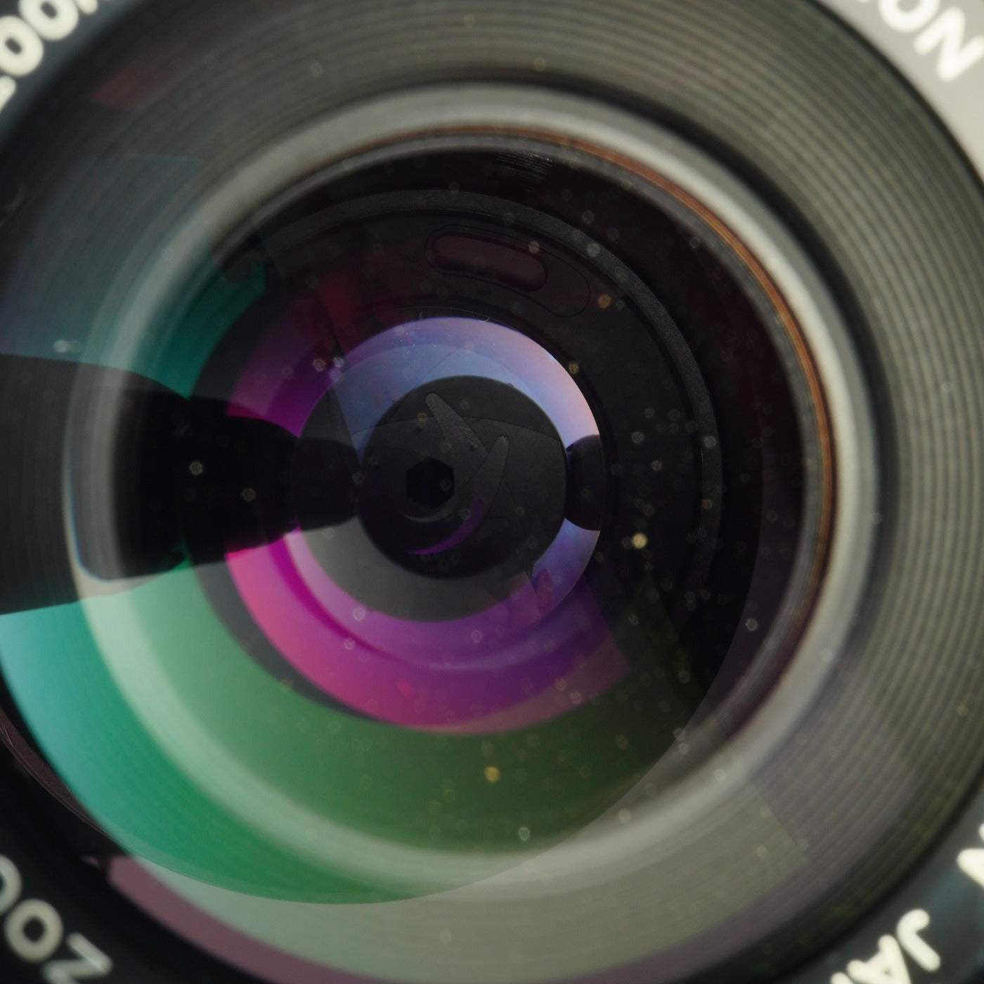 Canon FD 100-200mm F/5.6 ズームレンズ