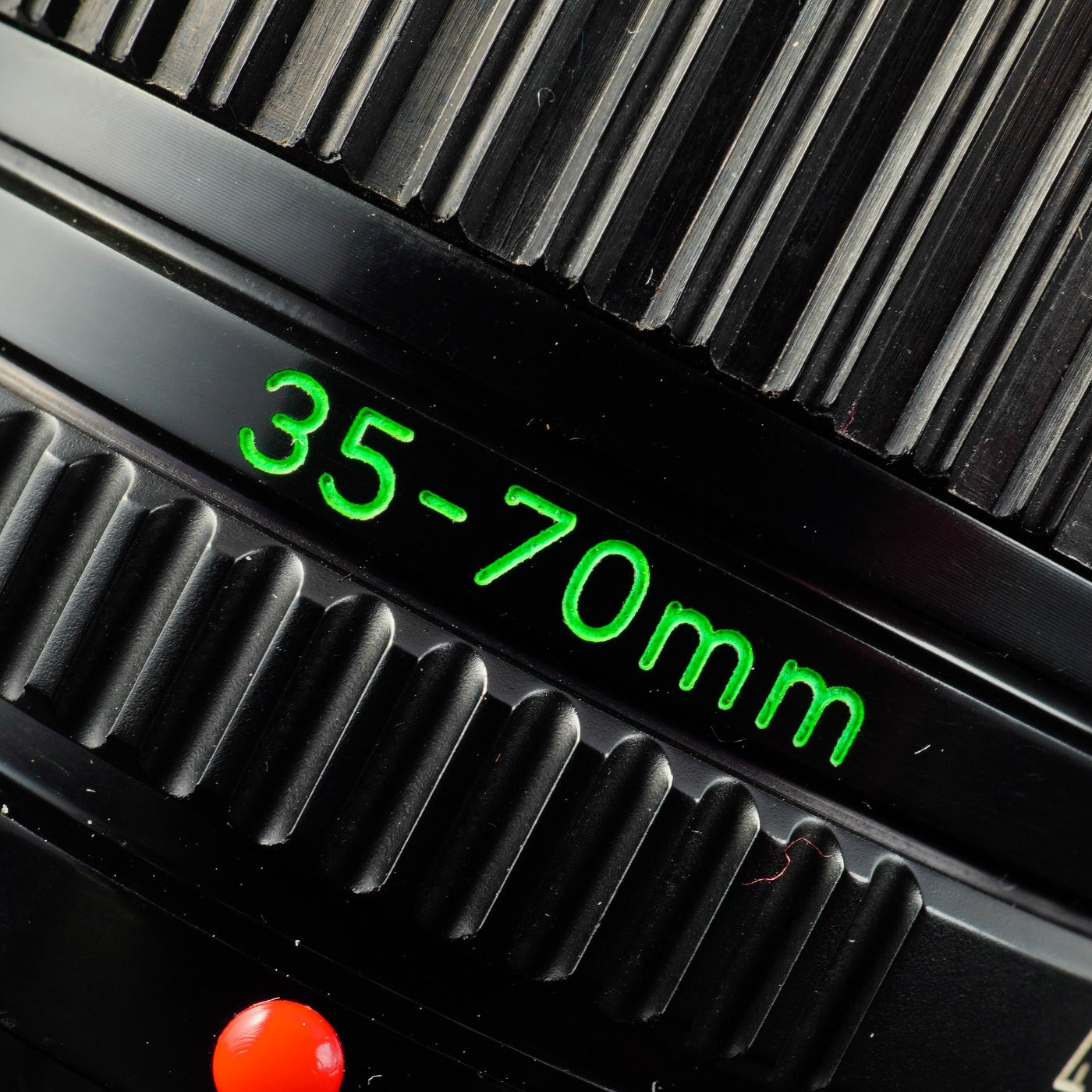 Canon FD 35-70mm F/4 ズームレンズ