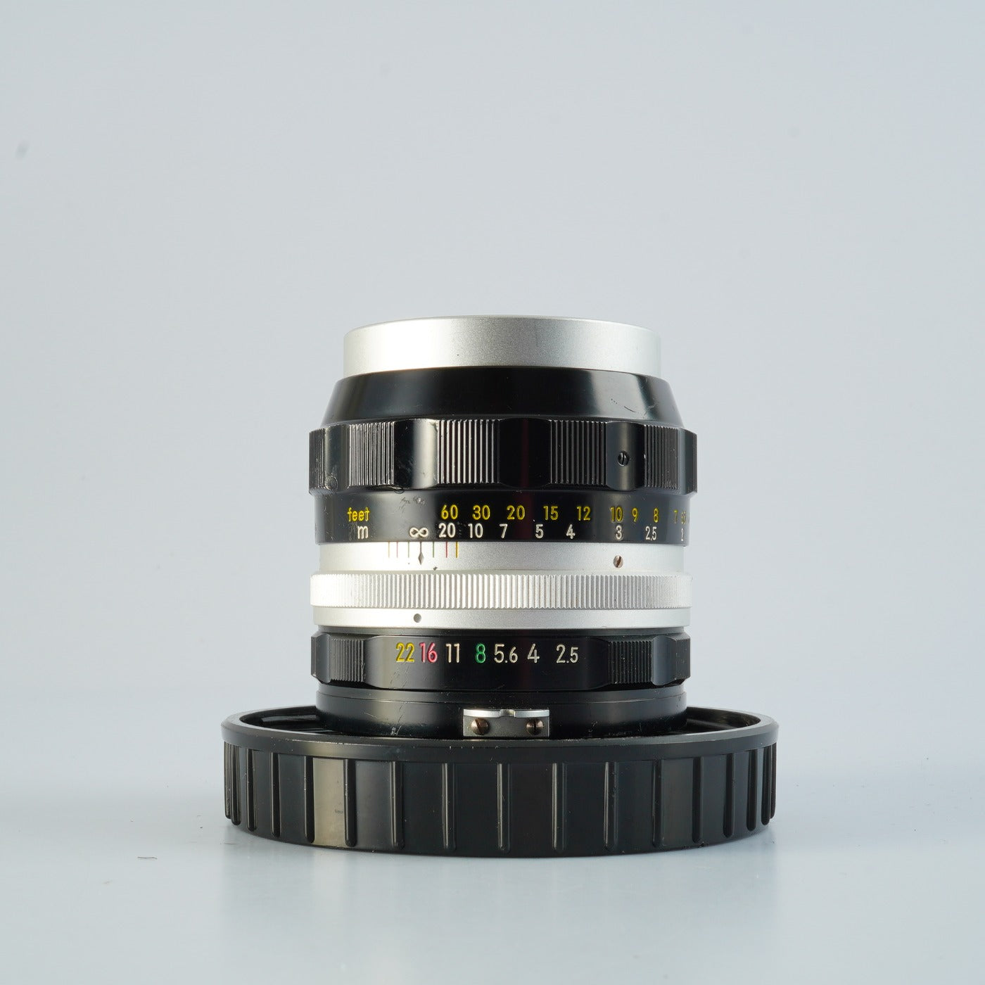 Nikon 非Ai NIKKOR-P Auto 105mm F/2.5 単焦点レンズ