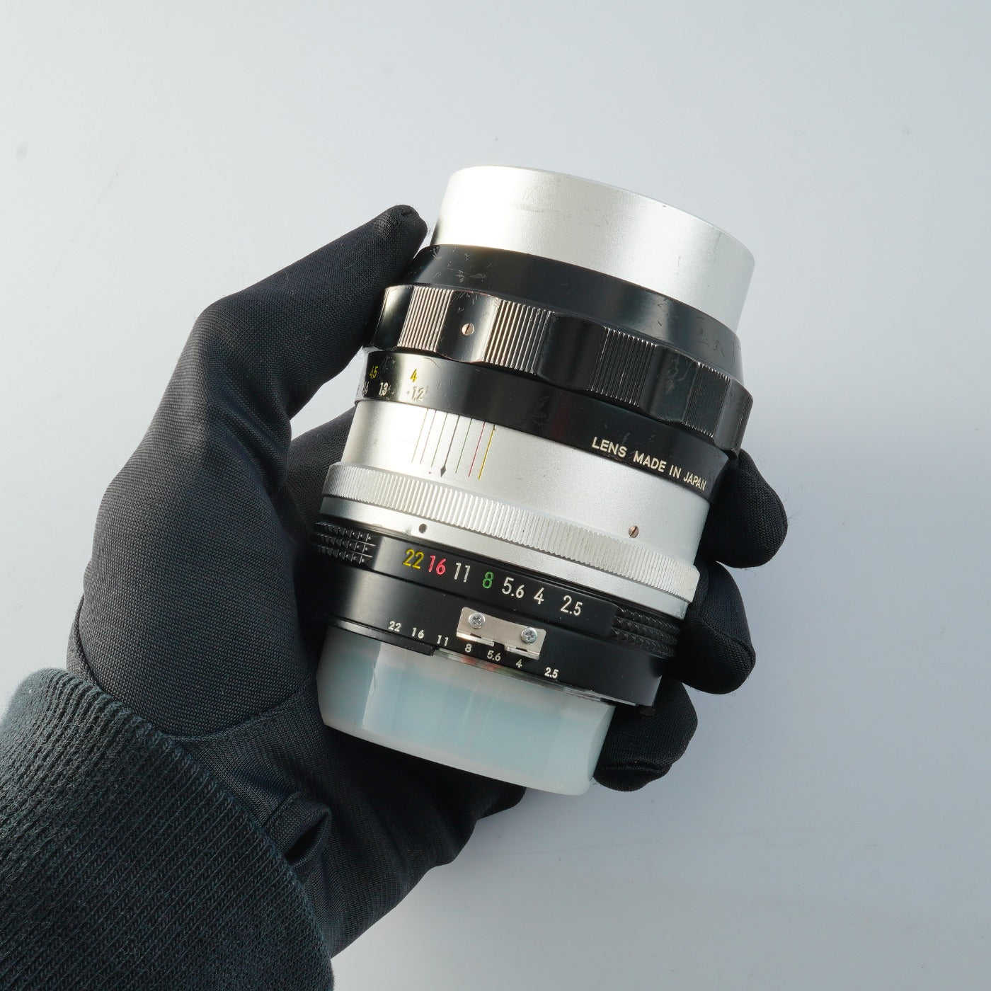 Nikon NIKKOR-P Auto 105mm F/2.5 Ai改 単焦点レンズ