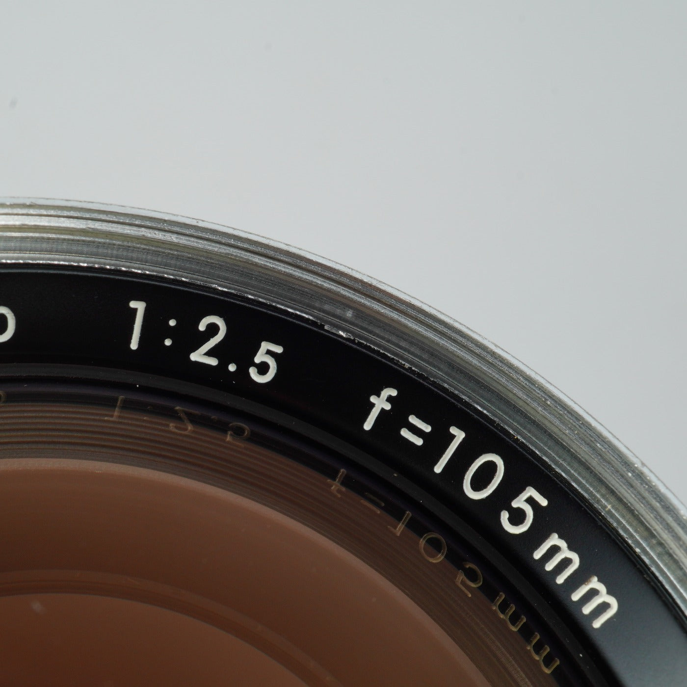 Nikon NIKKOR-P Auto 105mm F/2.5 Ai改 単焦点レンズ