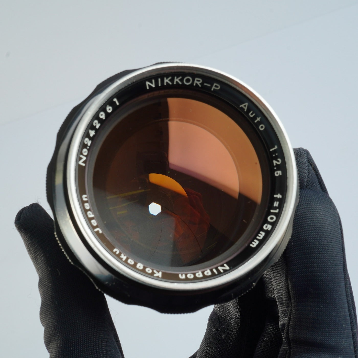 Nikon NIKKOR-P Auto 105mm F/2.5 Ai改 単焦点レンズ