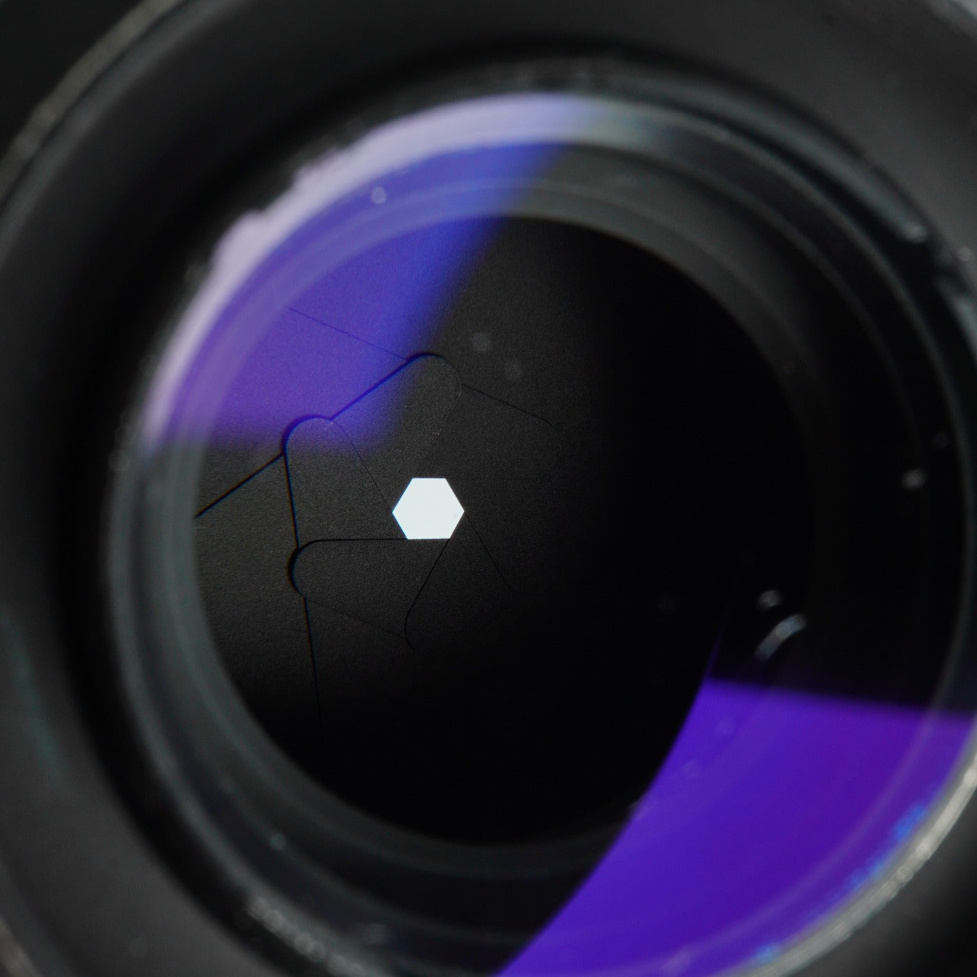 Nikon NIKKOR-P Auto 105mm F/2.5 Ai改 単焦点レンズ