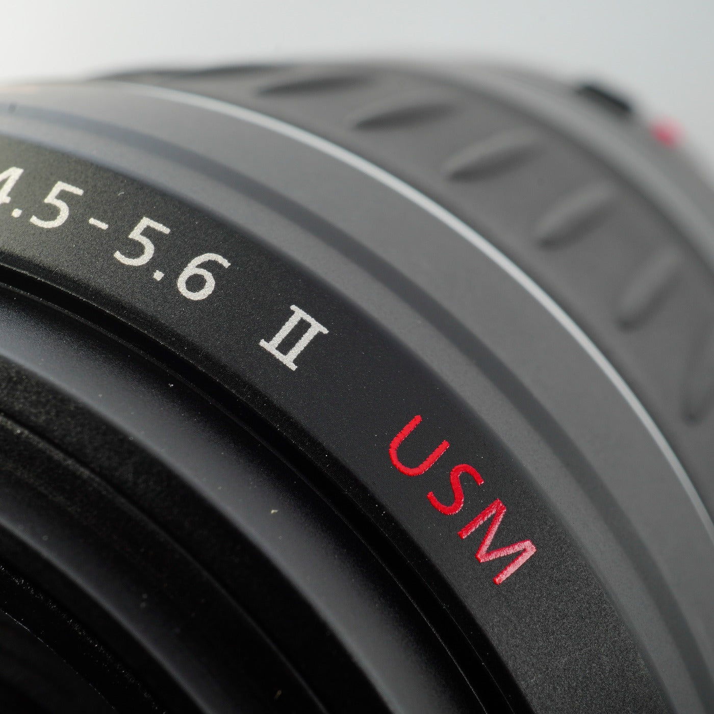 Canon EF 55-200mm F/4.5-5.6 Ⅱ USM ズームレンズ