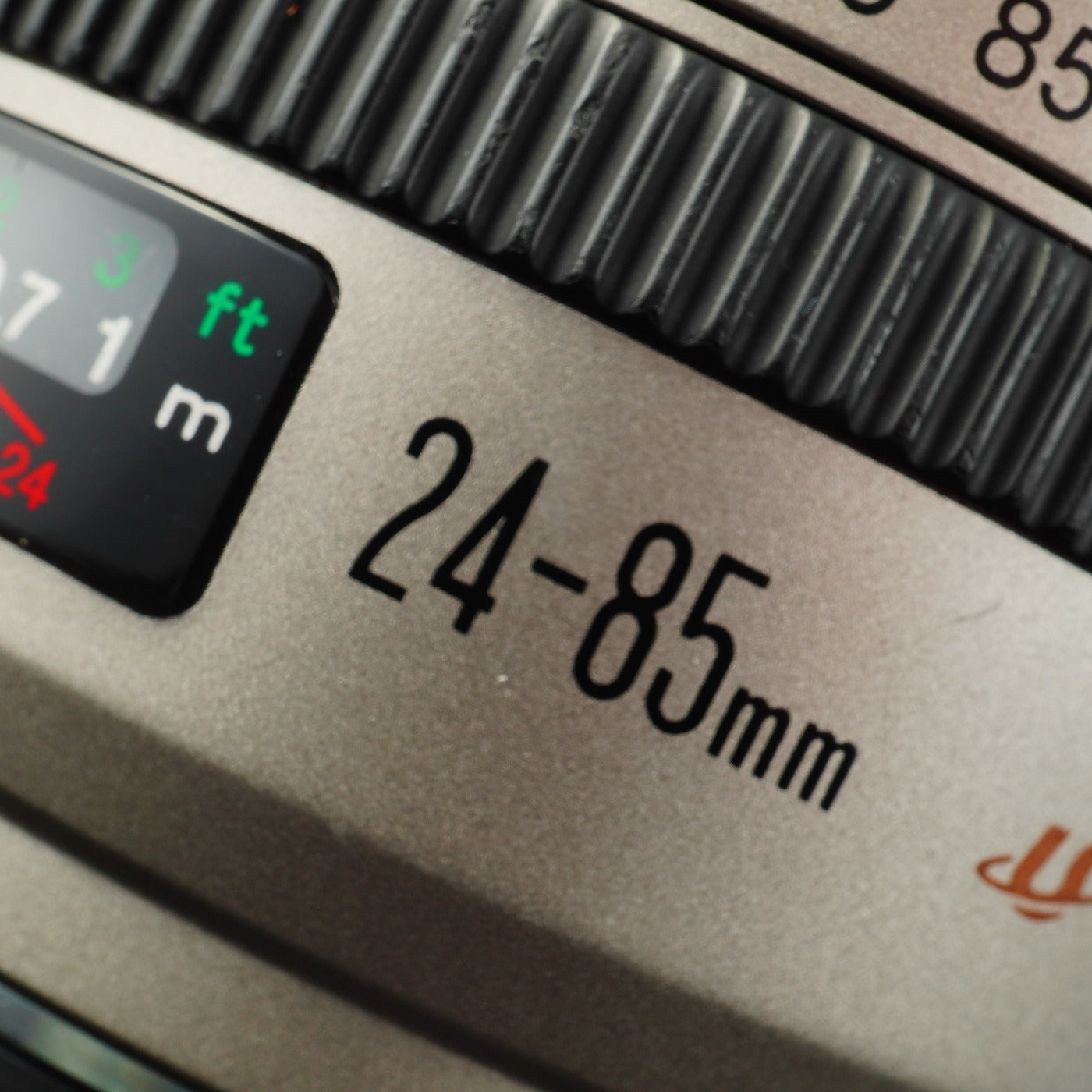 Canon EF 24-85mm F/3.5-4.5 USM Silver ズームレンズ