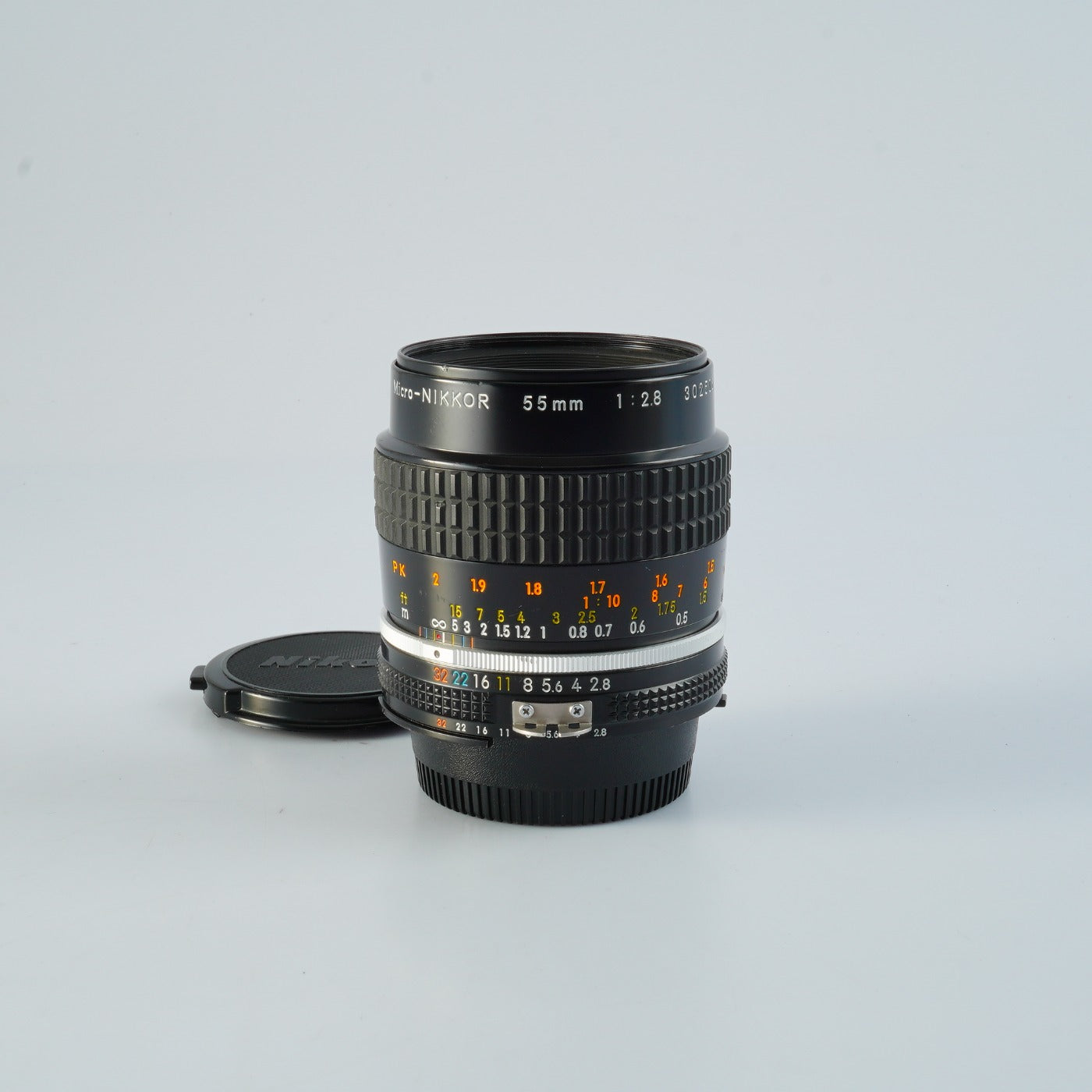 Nikon Ai-s Micro NIKKOR 55mm F/2.8 マクロレンズ