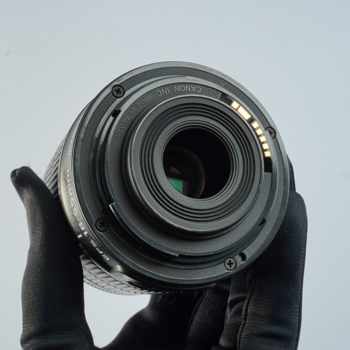 Canon EOS 30D + EF-S 18-55mm F/3.5-5.6 IS + CF 2GB デジタル一眼レフカメラ