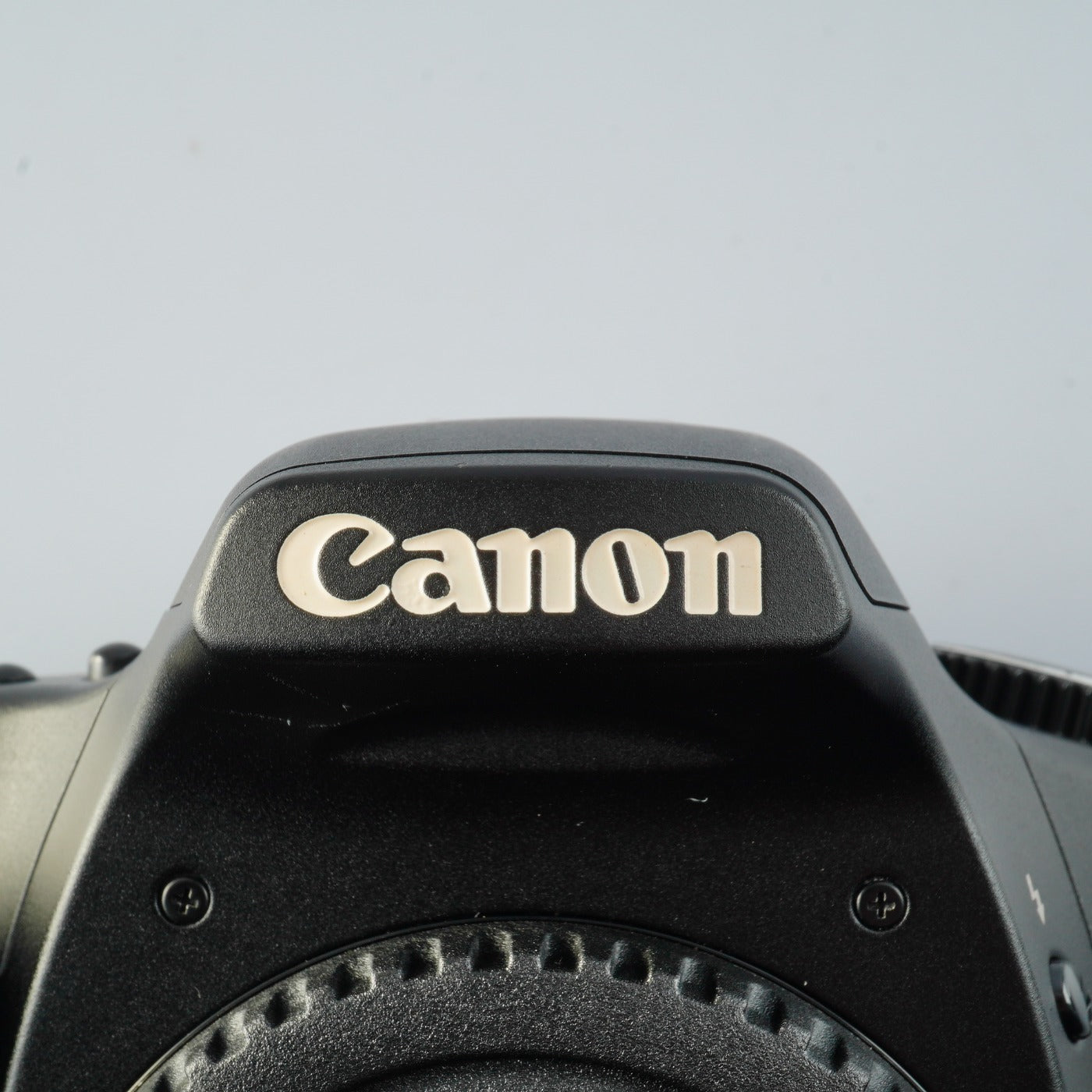 Canon EOS 30D + EF-S 18-55mm F/3.5-5.6 IS + CF 2GB デジタル一眼レフカメラ