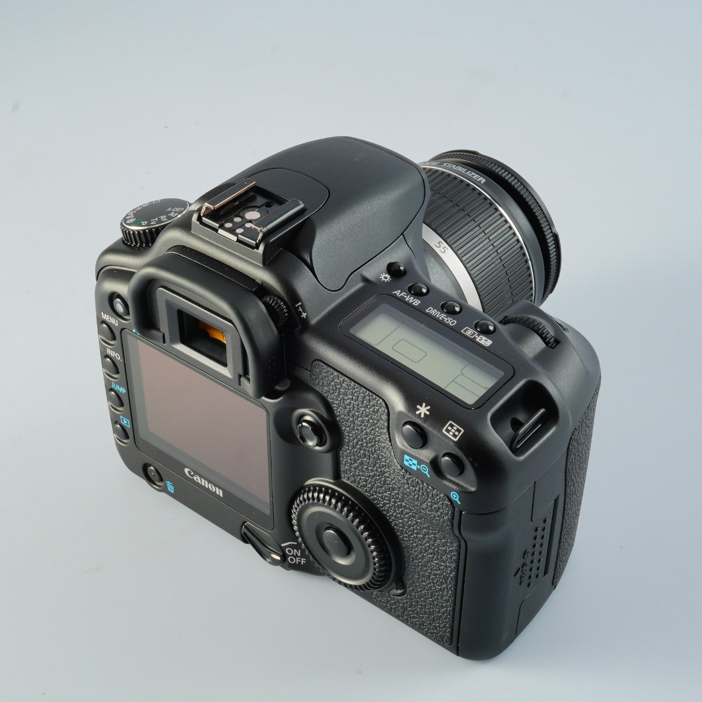 Canon EOS 30D + EF-S 18-55mm F/3.5-5.6 IS + CF 2GB デジタル一眼レフカメラ