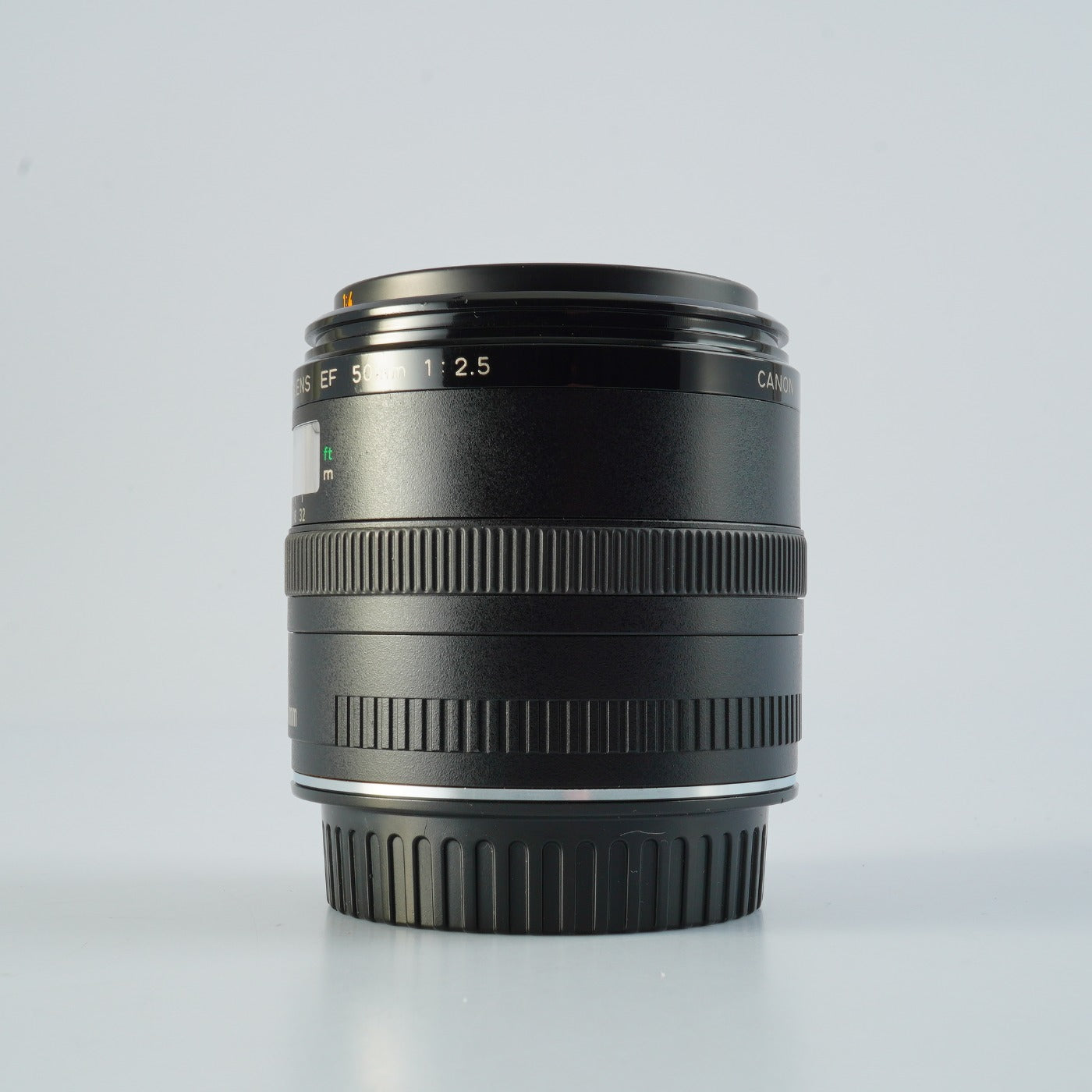 Canon EF CONPACT-MACRO 50mm F/2.5 マクロレンズ