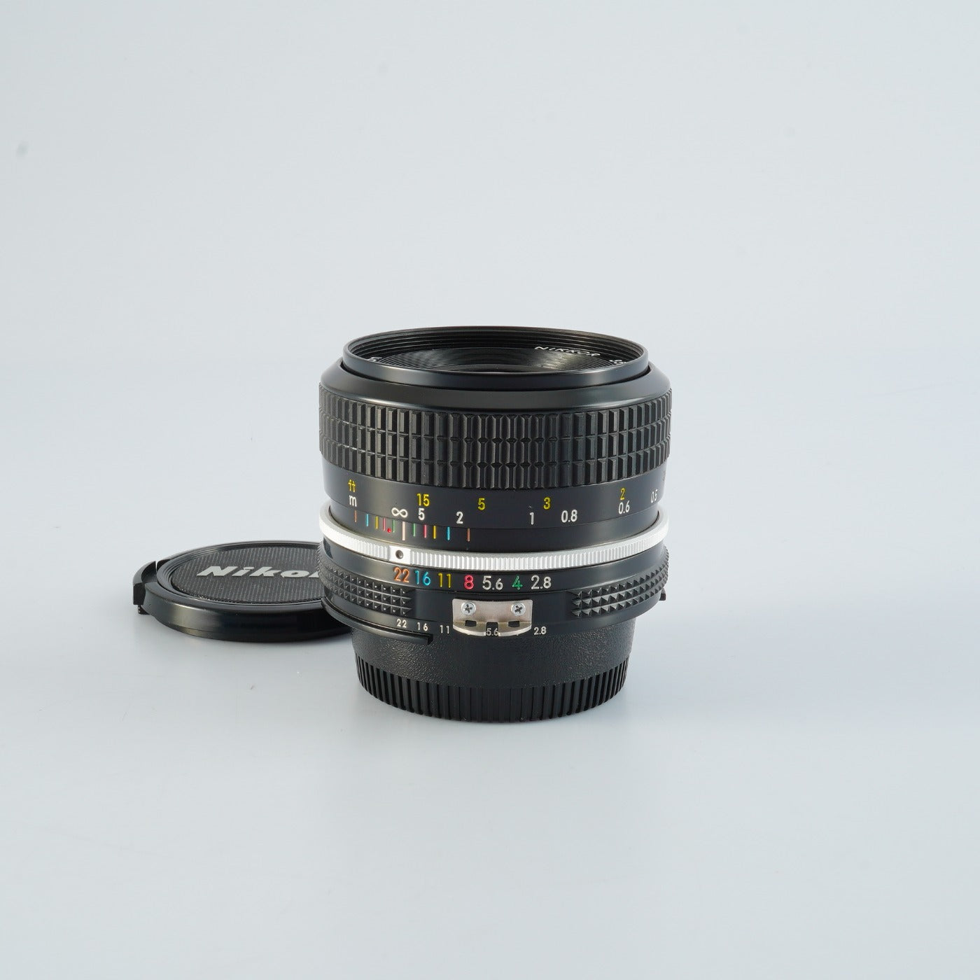 Nikon Ai NIKKOR 35mm F/2.8 単焦点レンズ