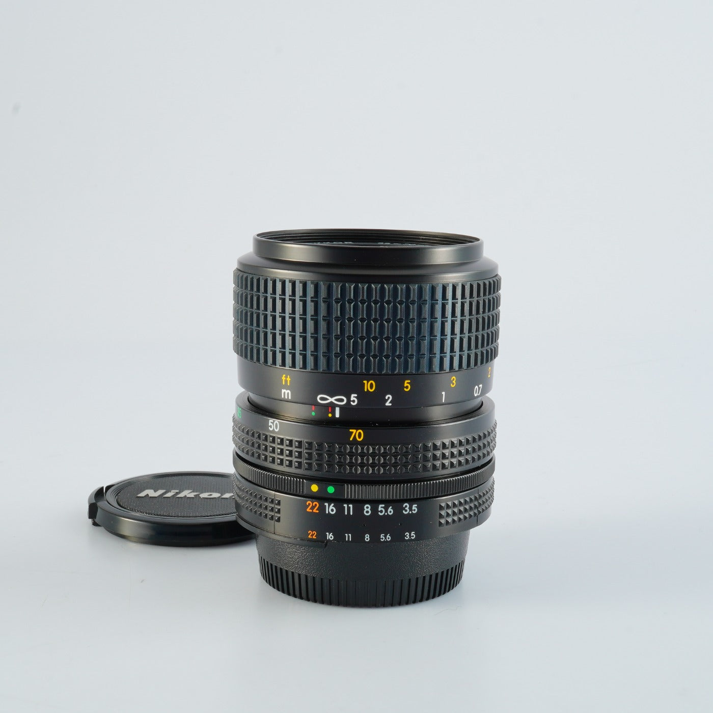 Nikon Ai-S Zoom NIKKOR 35-70mm F/3.5-4.8 ズームレンズ