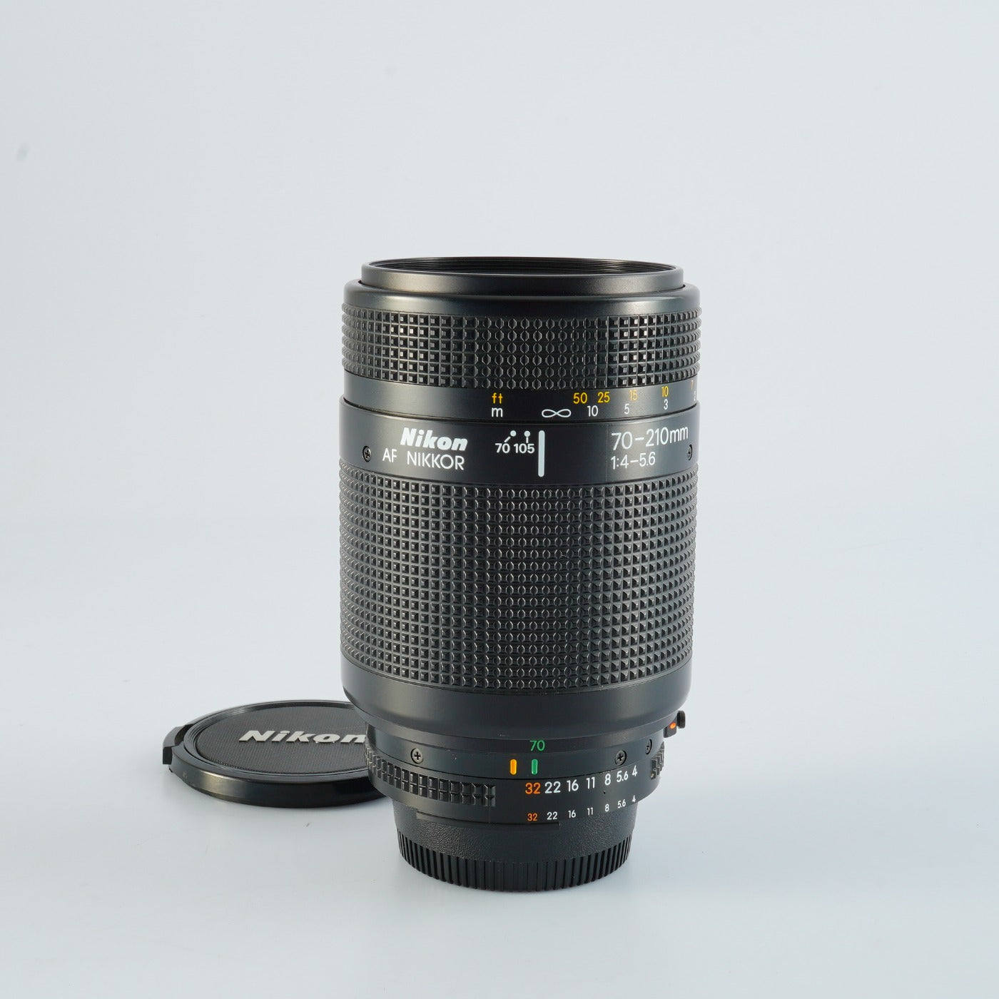 Nikon AF NIKKOR 70-210mm F/4-5.6 ズームレンズ