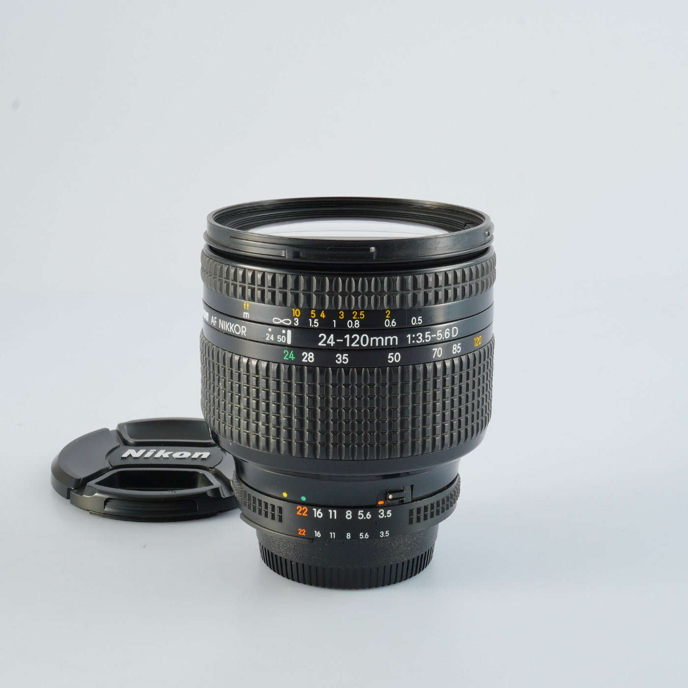 Nikon AF NIKKOR 24-120mm F/3.5-5.6 D Zoom Lens