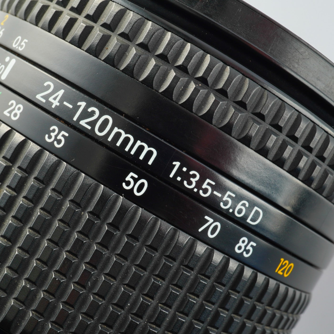 Nikon AF NIKKOR 24-120mm F/3.5-5.6 D Zoom Lens