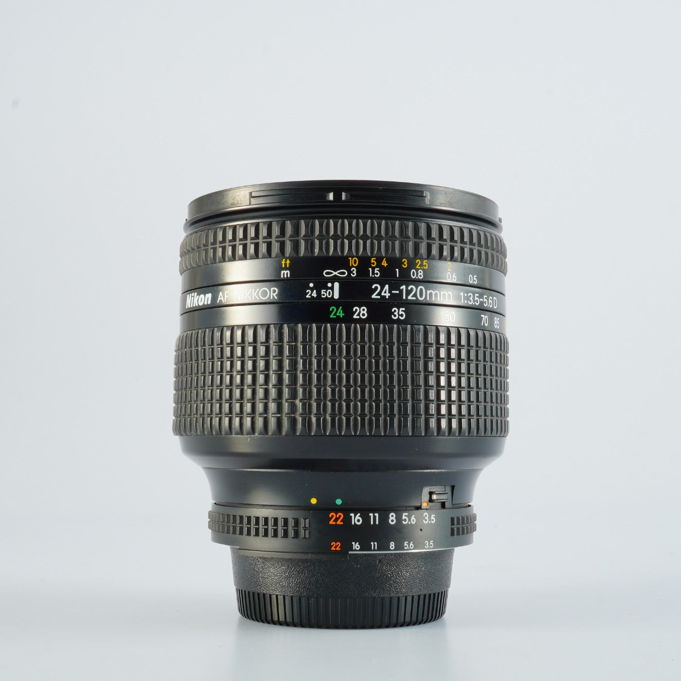 Nikon AF NIKKOR 24-120mm F/3.5-5.6 D Zoom Lens