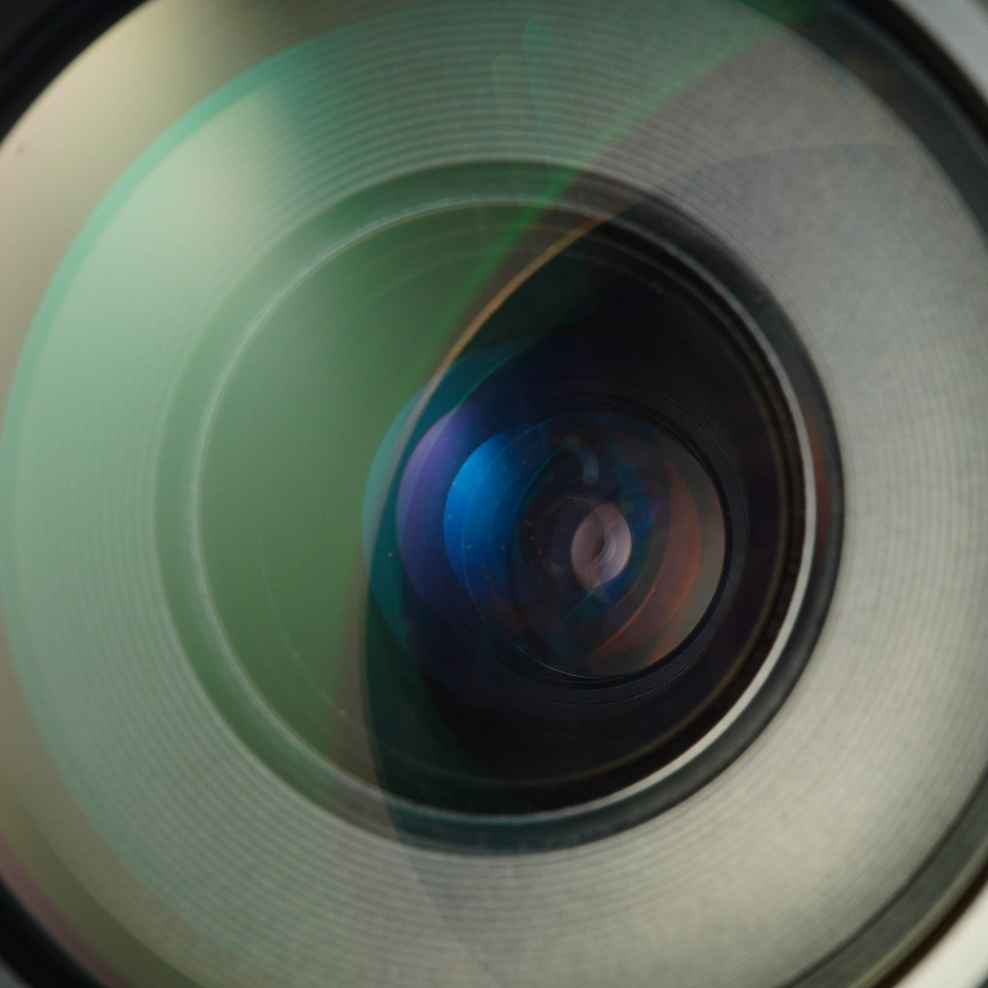 Canon EF 75-300mm F/4-5.6 USM ズームレンズ