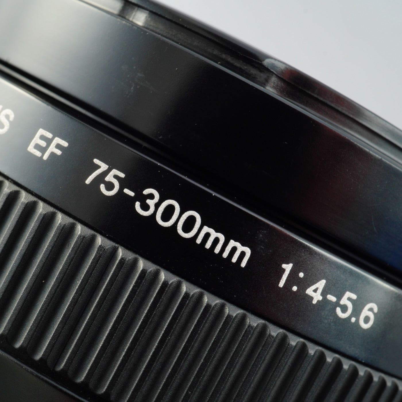 Canon EF 75-300mm F/4-5.6 USM ズームレンズ