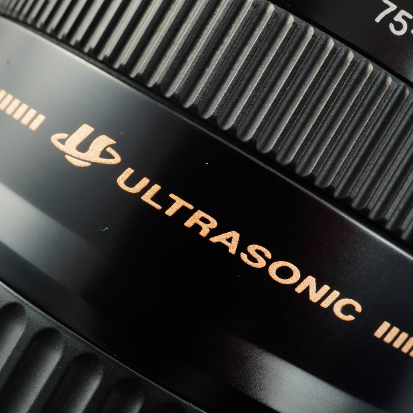 Canon EF 75-300mm F/4-5.6 USM ズームレンズ