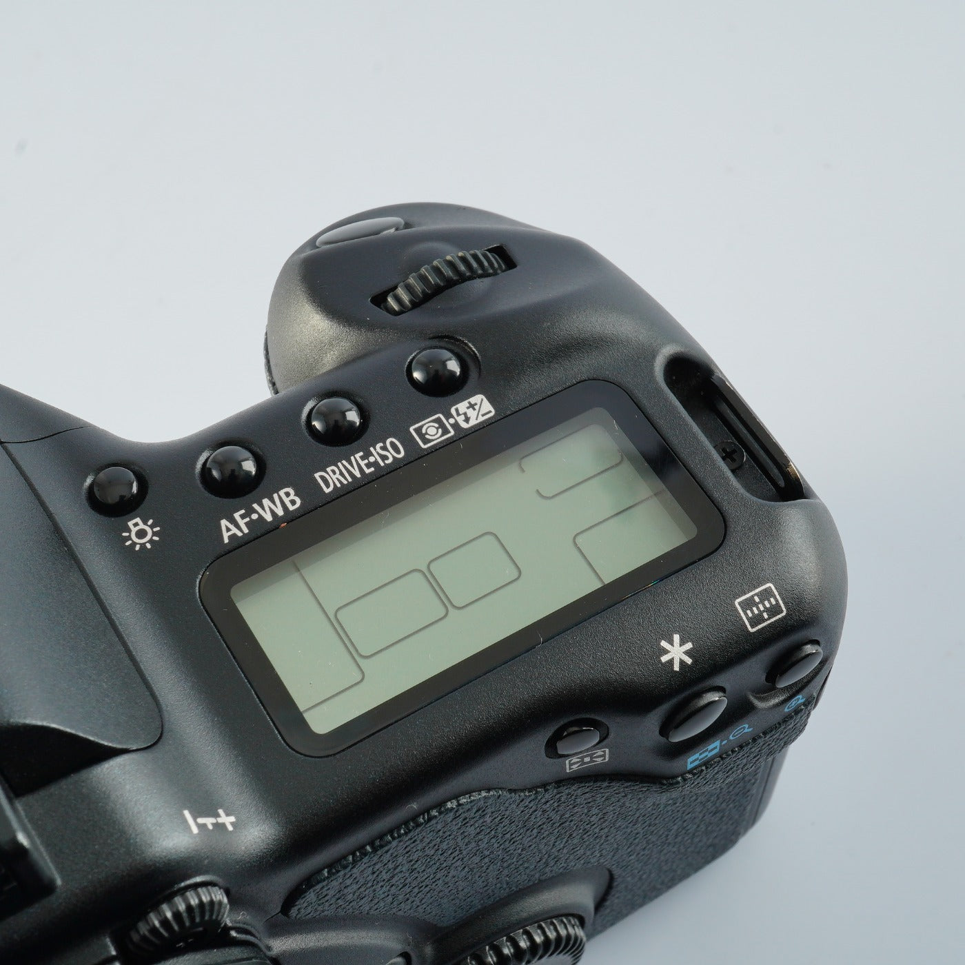 Canon EOS 10D ＋ EF 28-80mm F/3.5-5.6 Ⅳ + CF 2GB デジタル一眼レフカメラ