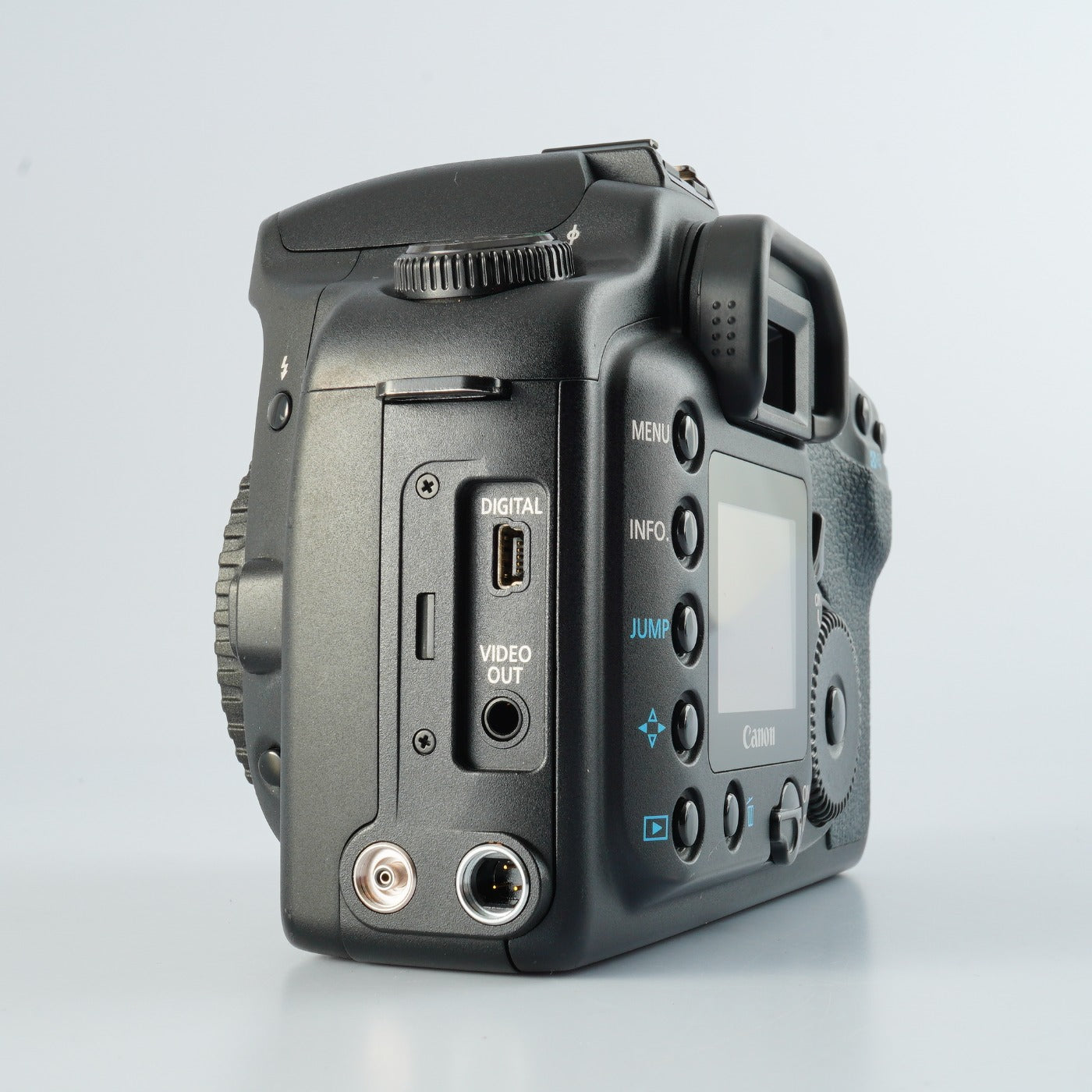 Canon EOS 10D ＋ EF 28-80mm F/3.5-5.6 Ⅳ + CF 2GB デジタル一眼レフカメラ