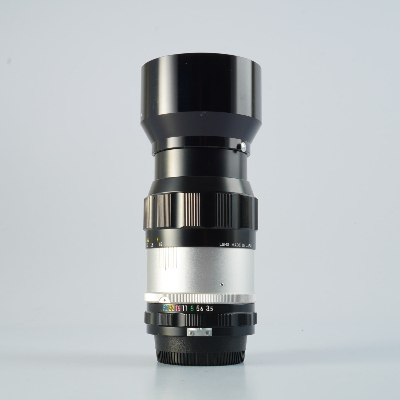 Canon EOS 40D + EF-S 18-55mm F/3.5-5.6 IS + CF 2GB デジタル一眼レフカメラ