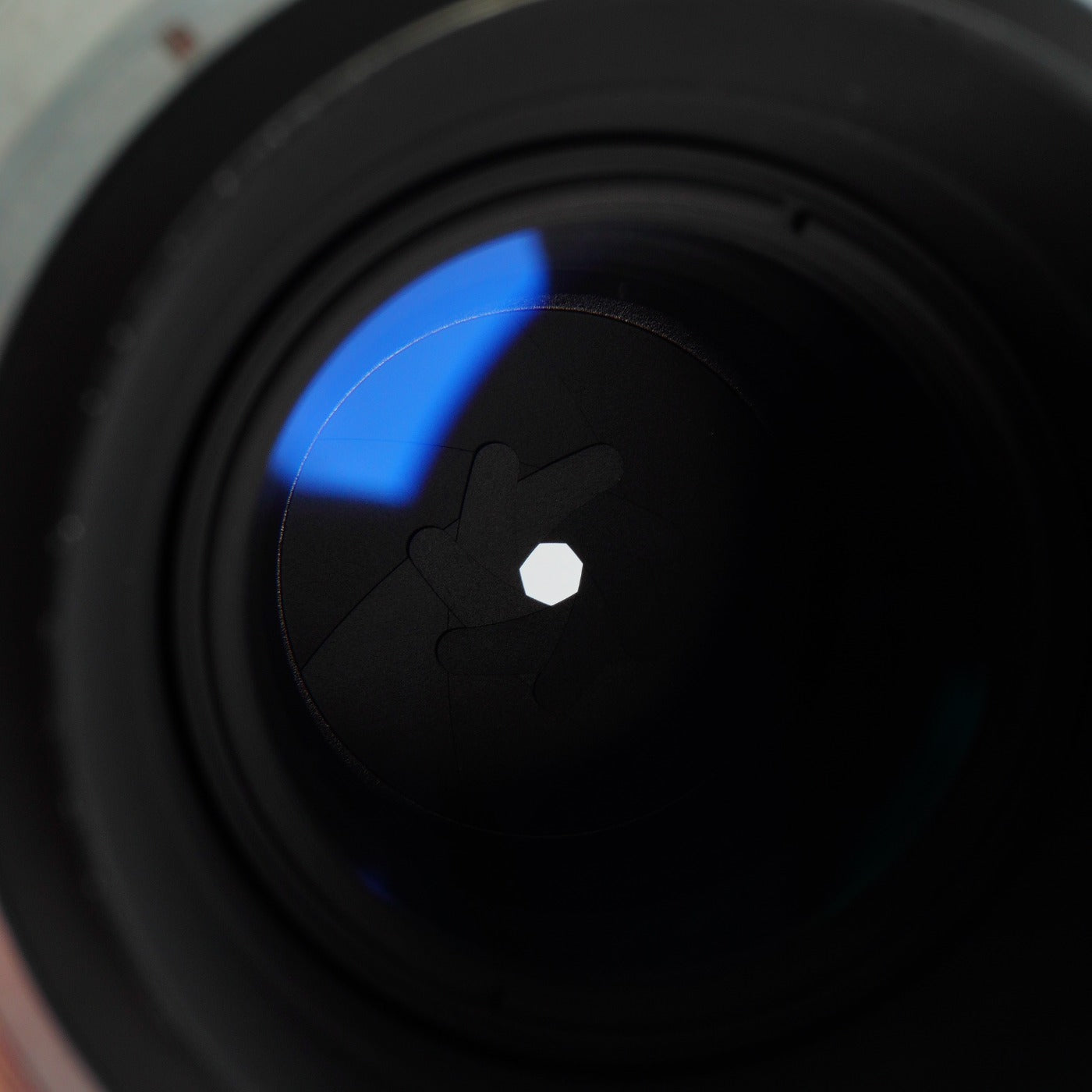 Canon EOS 40D + EF-S 18-55mm F/3.5-5.6 IS + CF 2GB デジタル一眼レフカメラ