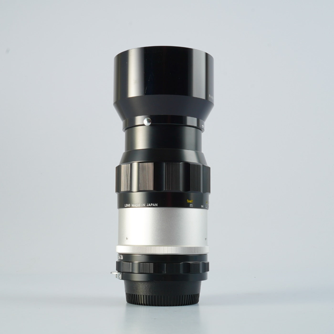 Canon EOS 40D + EF-S 18-55mm F/3.5-5.6 IS + CF 2GB デジタル一眼レフカメラ