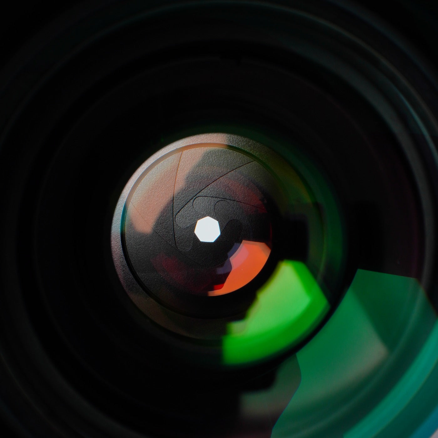 Nikon Ai-S Zoom NIKKOR 28-85mm F/3.5-4.5 ズームレンズ