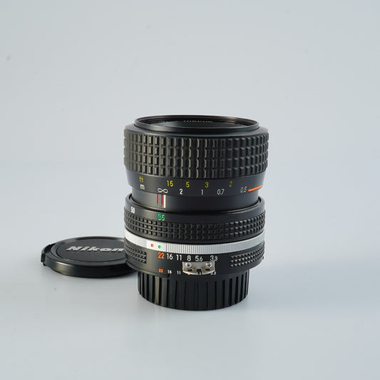 Nikon Ai-s Zoom-NIKKOR 35-70mm F/3.3-4.5 ズームレンズ