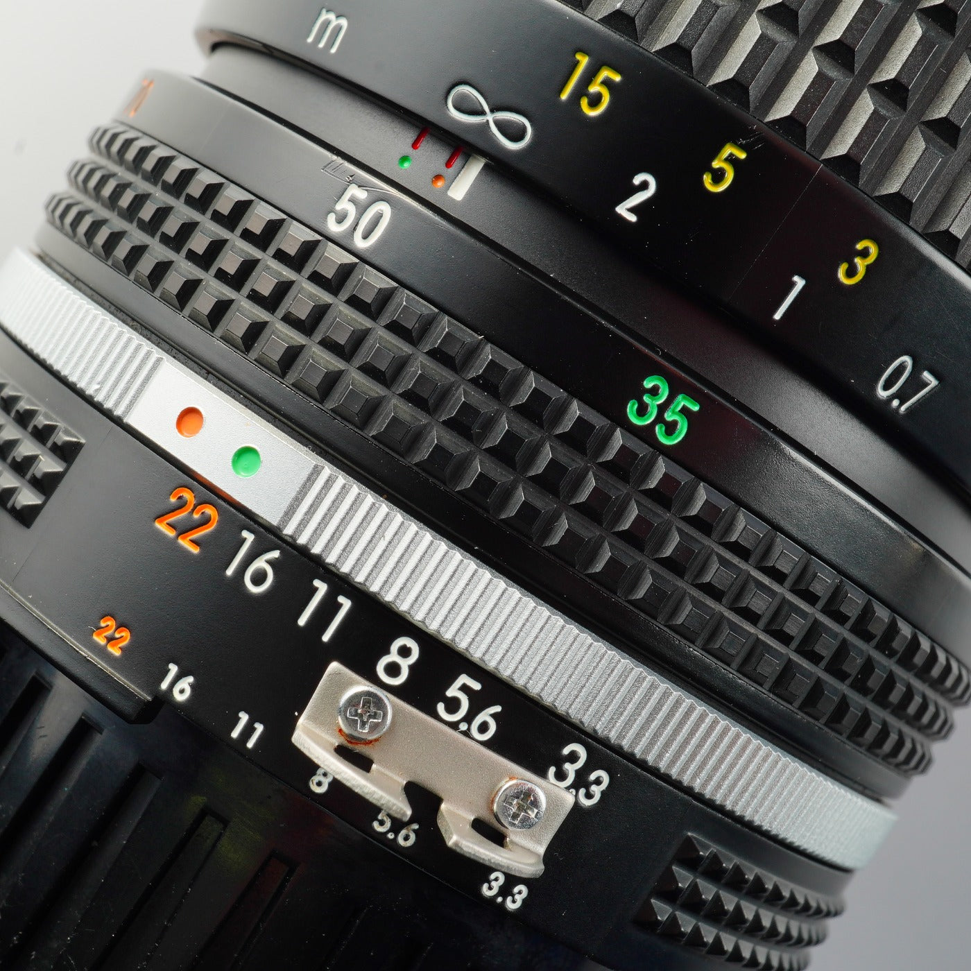 Nikon Ai-s Zoom-NIKKOR 35-70mm F/3.3-4.5 ズームレンズ