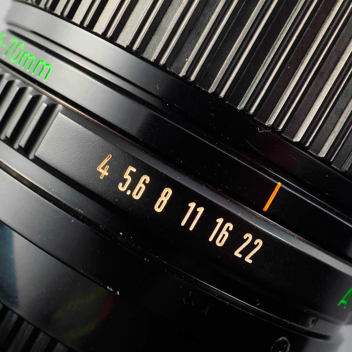 Canon FD 35-70mm F/4 ズームレンズ