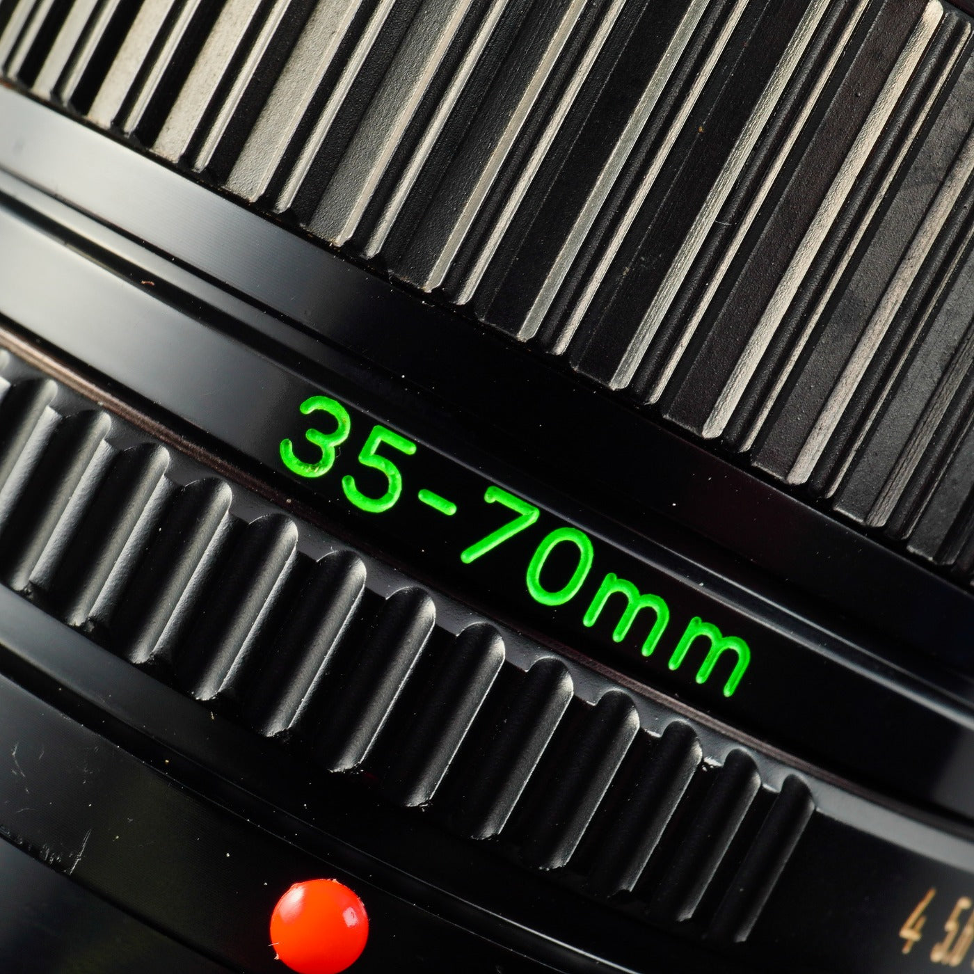 Canon FD 35-70mm F/4 ズームレンズ