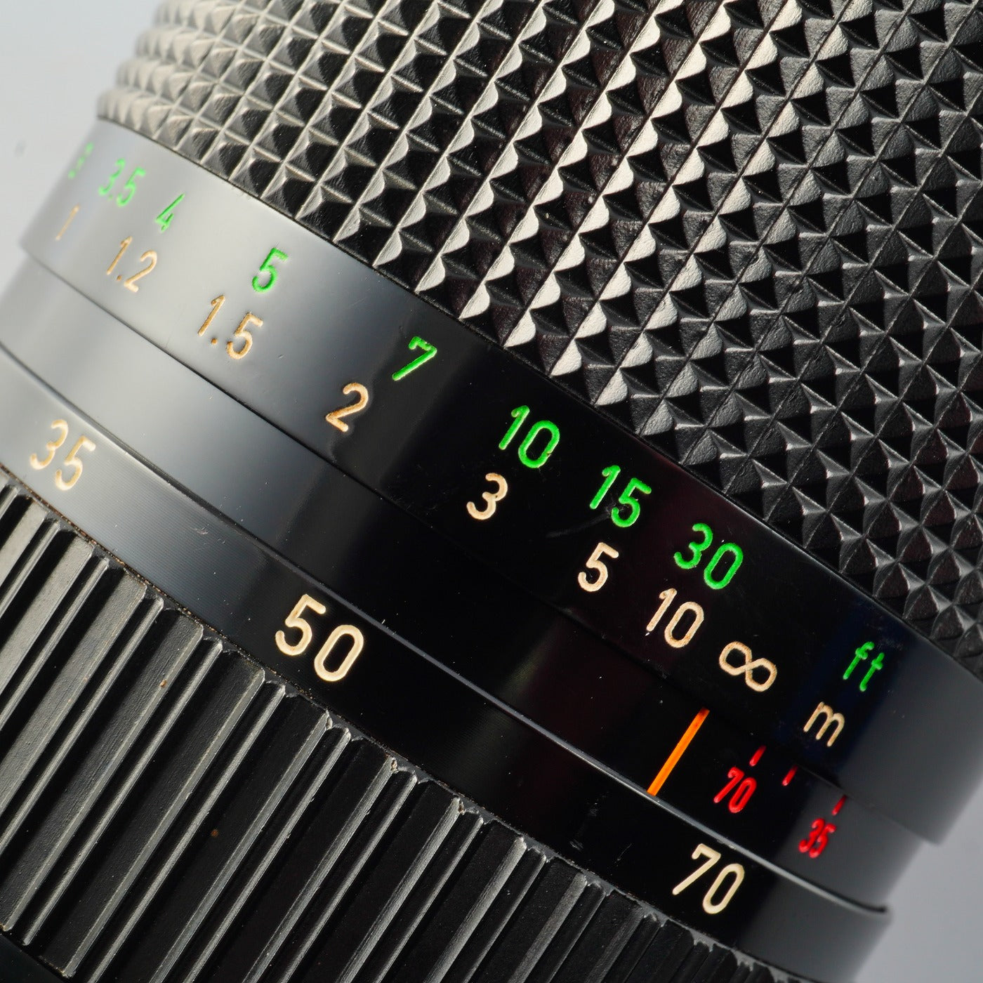 Canon FD 35-70mm F/4 ズームレンズ