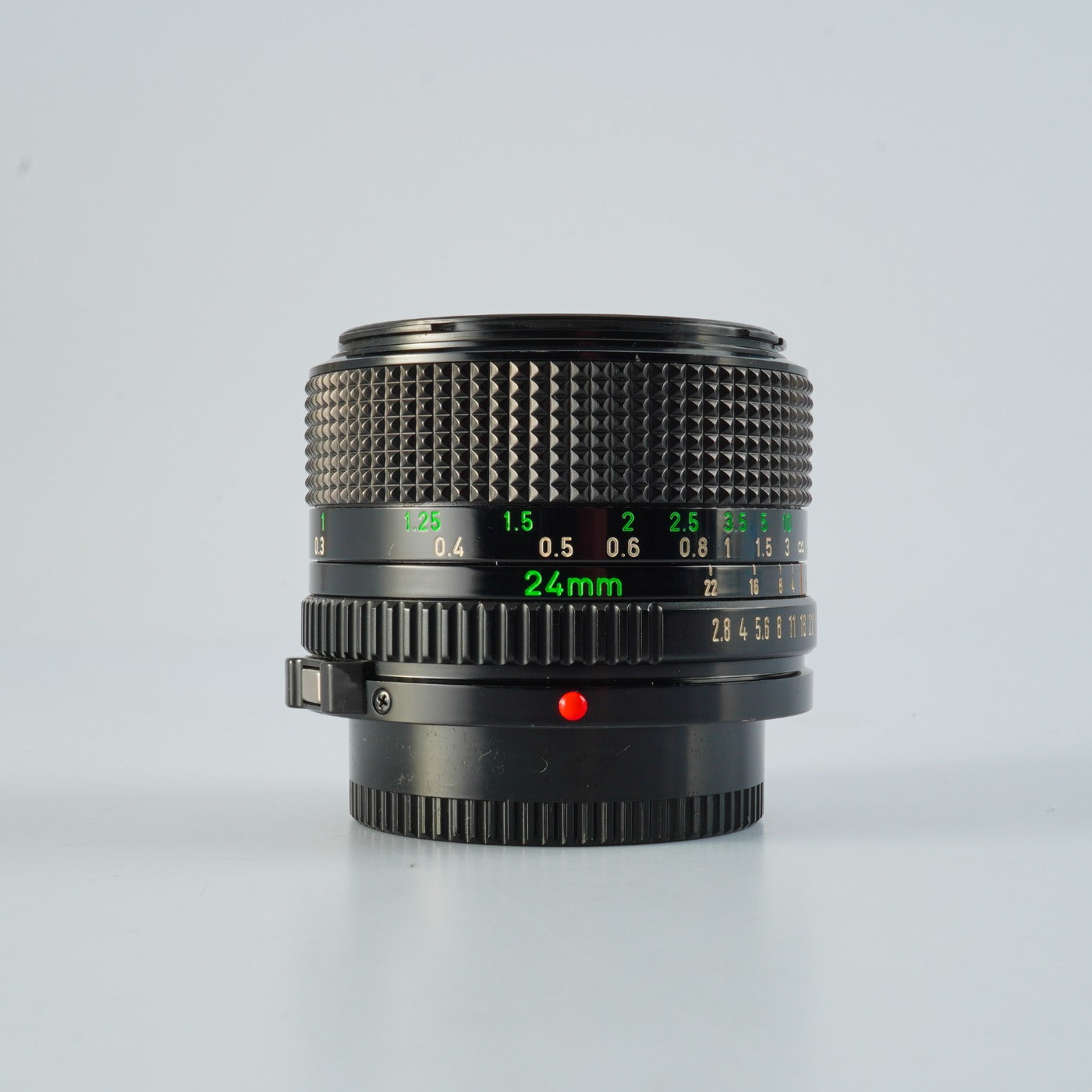 Canon New FD NFD 24mm F/2.8 単焦点レンズ