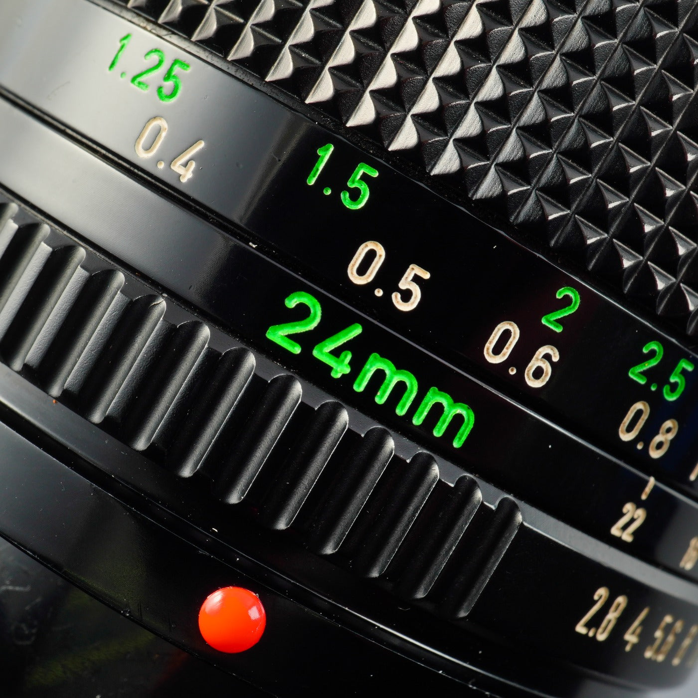 Canon New FD NFD 24mm F/2.8 単焦点レンズ