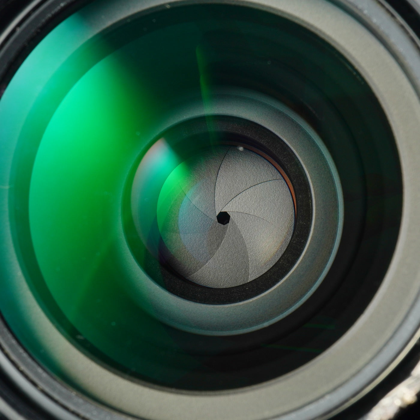 Nikon Ai-S NIKKOR 35mm F/2 単焦点レンズ