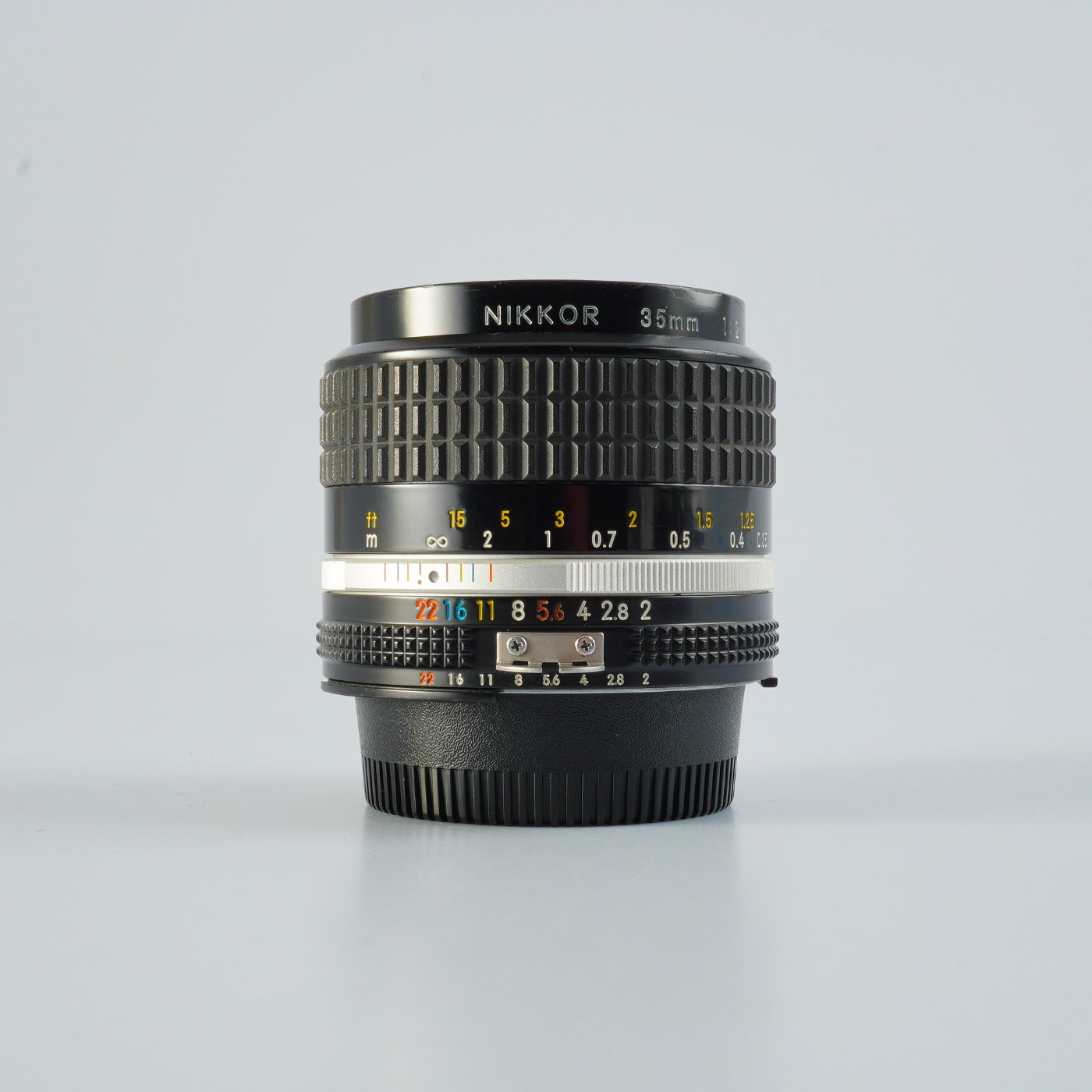 Nikon Ai-S NIKKOR 35mm F/2 単焦点レンズ