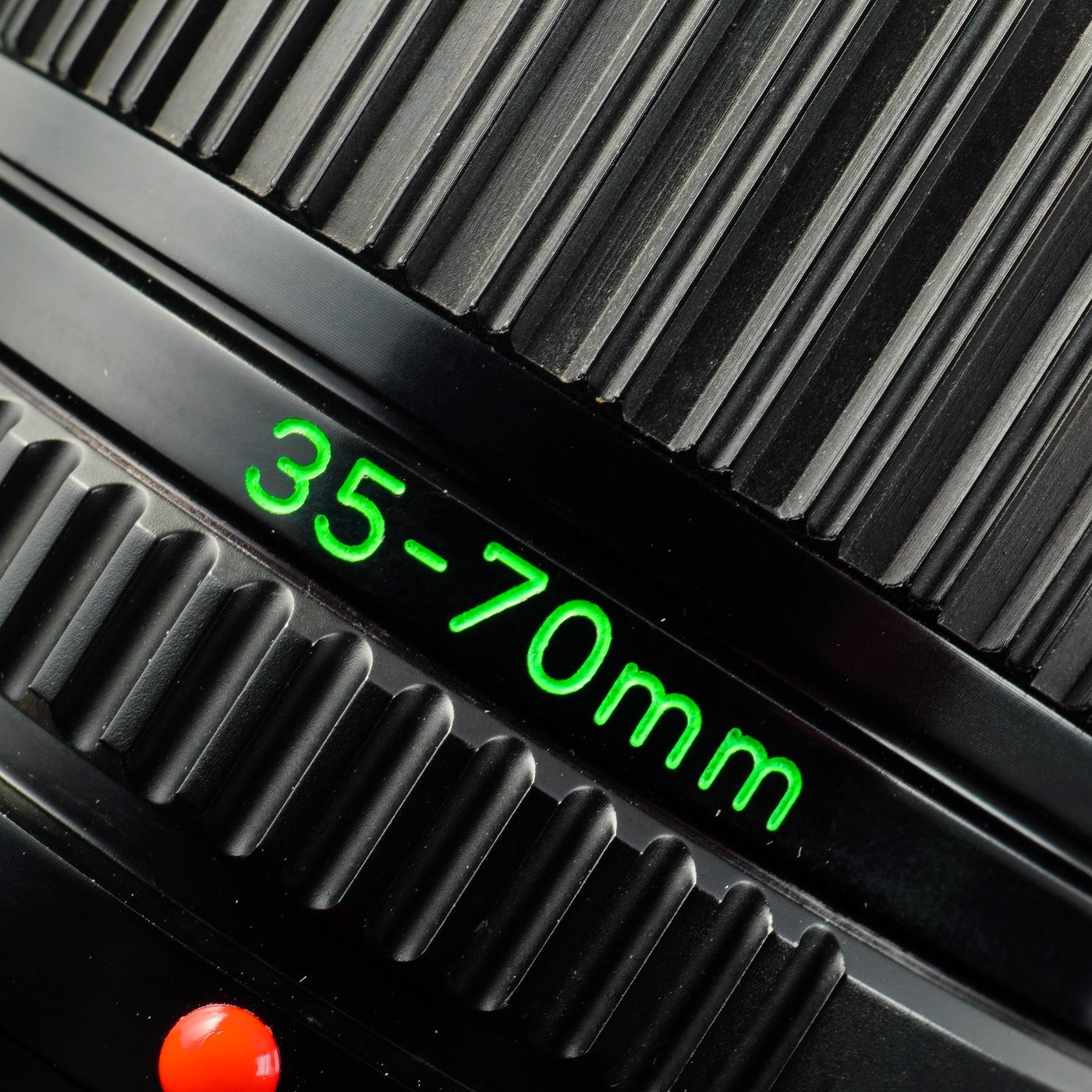 Canon FD 35-70mm F/4 ズームレンズ