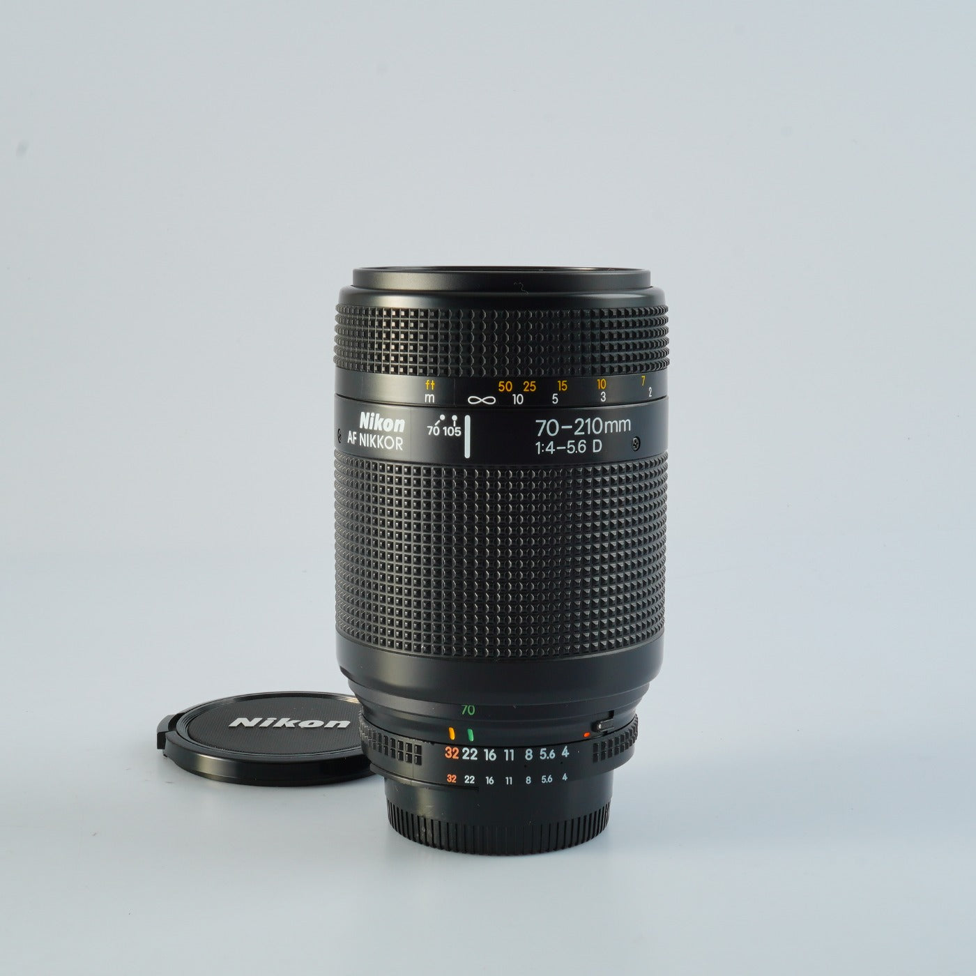 Nikon AF NIKKOR 70-210mm F/4-5.6 D ズームレンズ