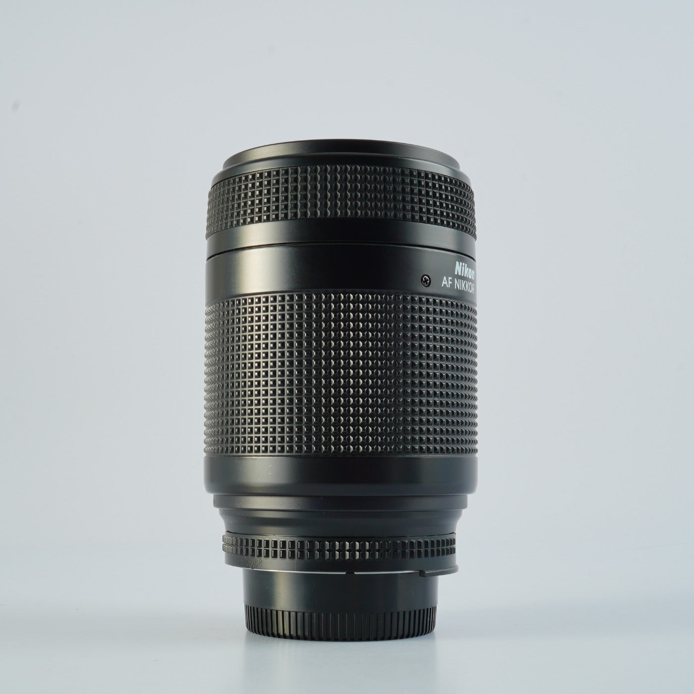 Nikon AF NIKKOR 70-210mm F/4-5.6 D ズームレンズ