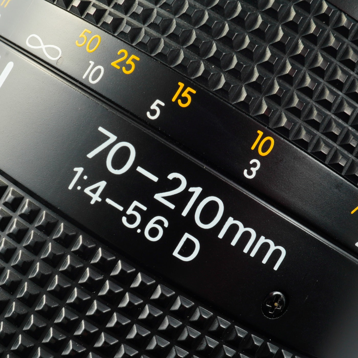 Nikon AF NIKKOR 70-210mm F/4-5.6 D ズームレンズ