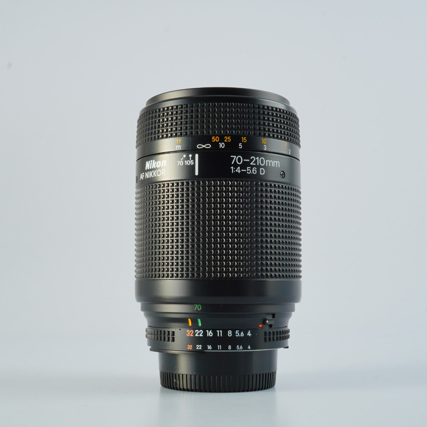 Nikon AF NIKKOR 70-210mm F/4-5.6 D ズームレンズ
