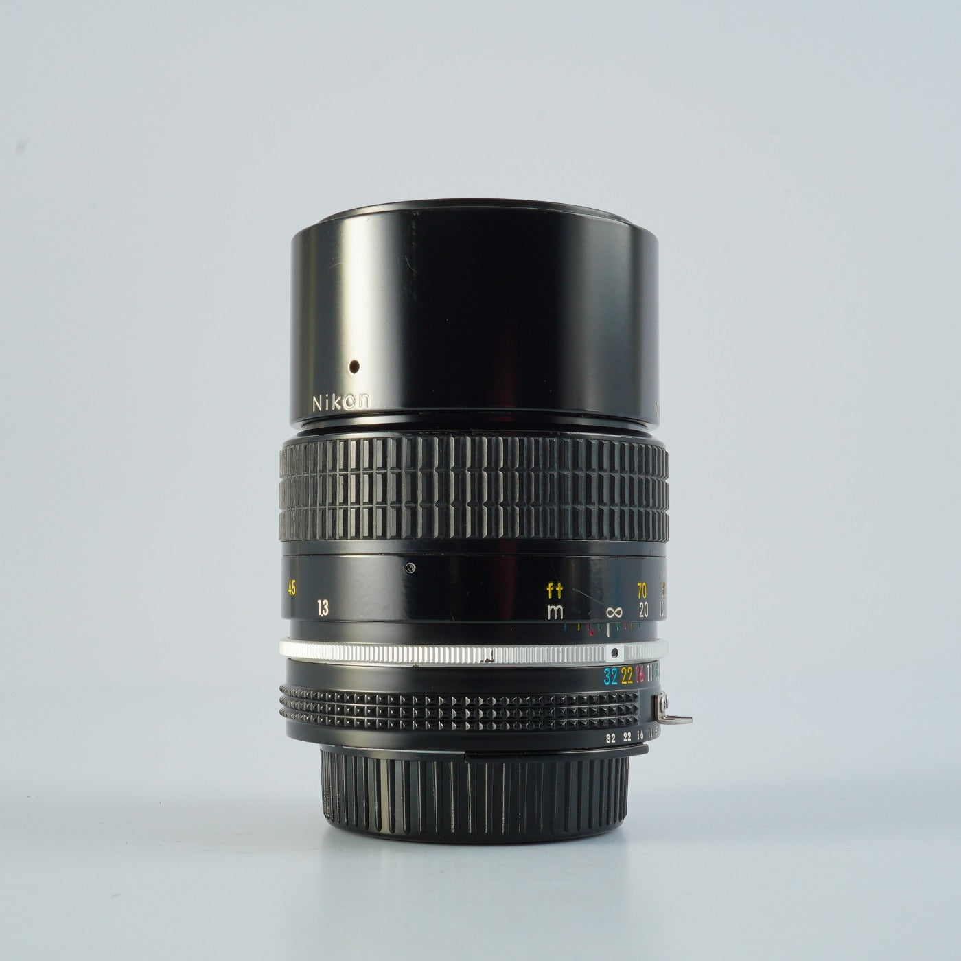 Nikon Ai NIKKOR 135mm F/2.8 単焦点レンズ