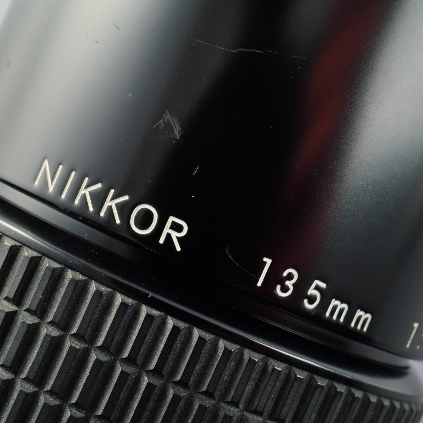 Nikon Ai NIKKOR 135mm F/2.8 単焦点レンズ