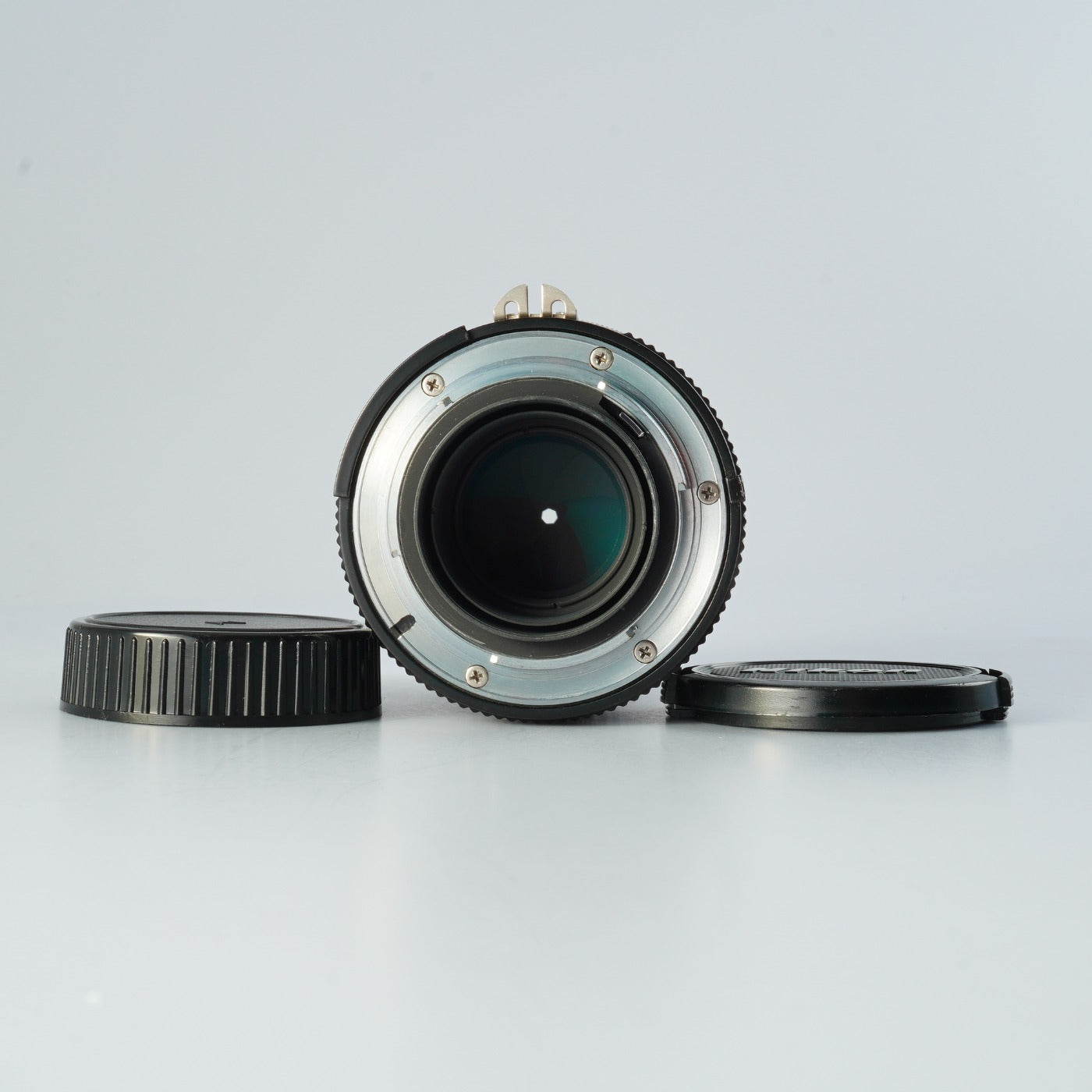 Nikon Ai NIKKOR 135mm F/2.8 単焦点レンズ