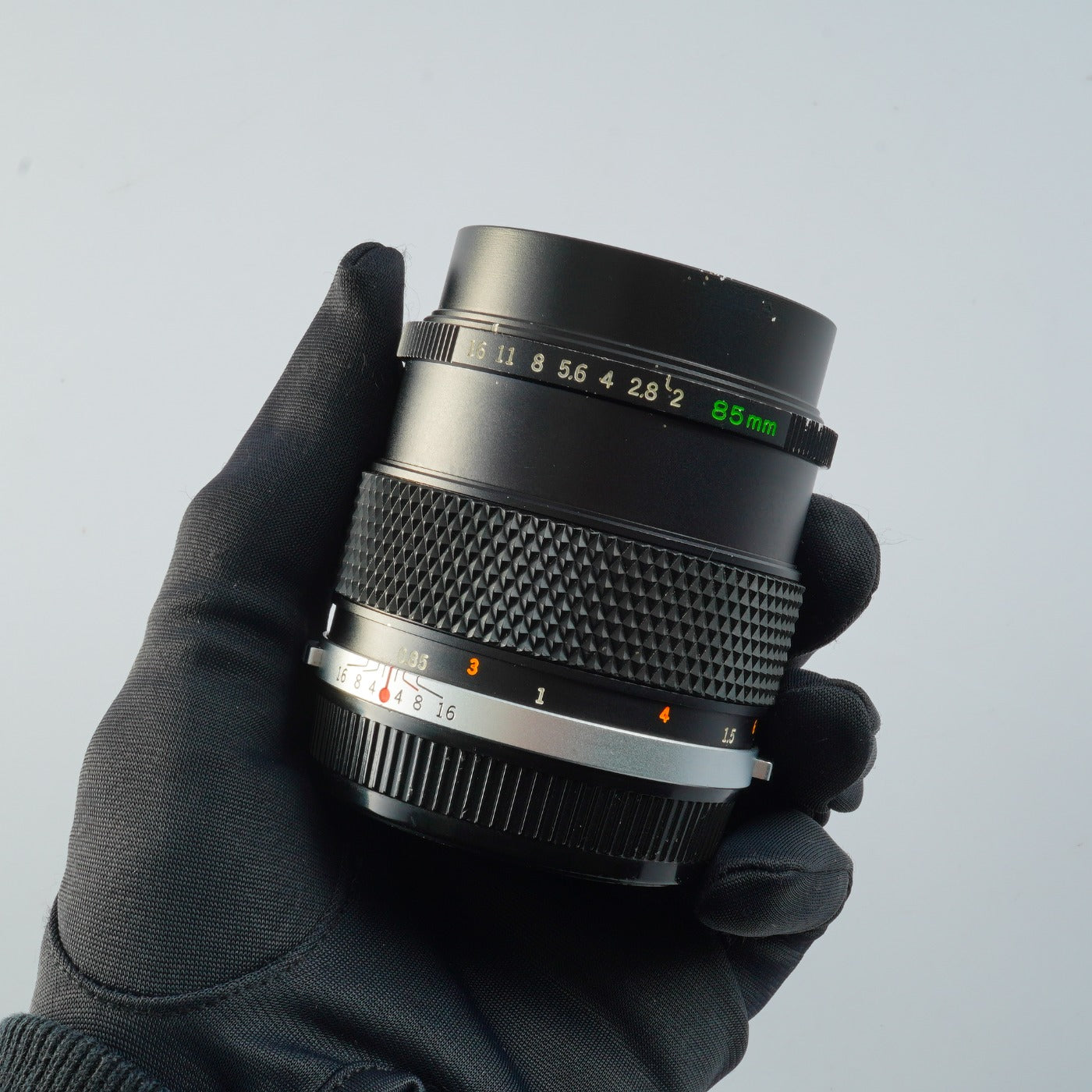 OLYMPUS OM-SYSTEM ZUIKO MC AUTO-T 85mm F/2 単焦点レンズ