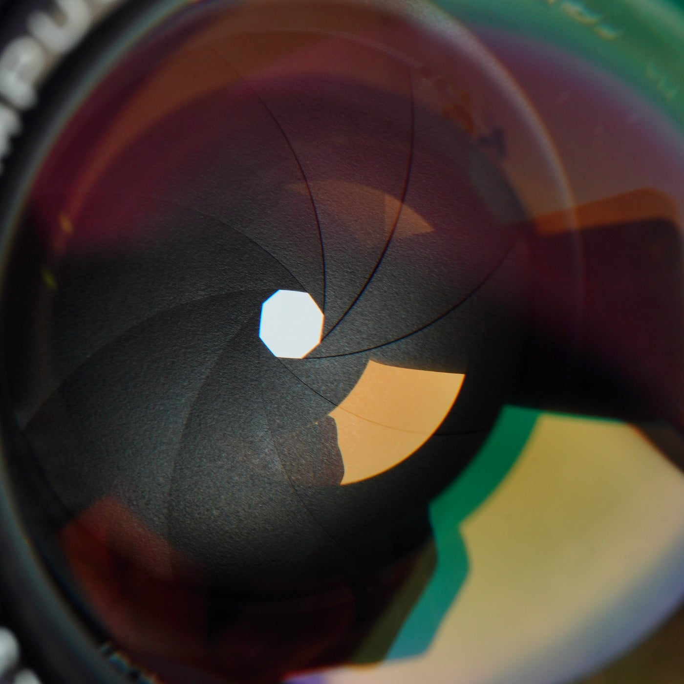 OLYMPUS OM-SYSTEM ZUIKO MC AUTO-T 85mm F/2 単焦点レンズ