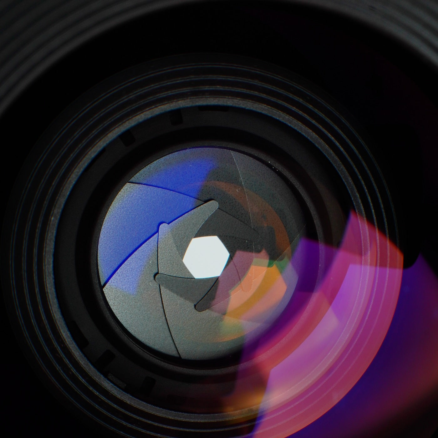 OLYMPUS OM-SYSTEM S ZUIKO AUTO-ZOOM 35-70mm F/3.5-4.5 ズームレンズ