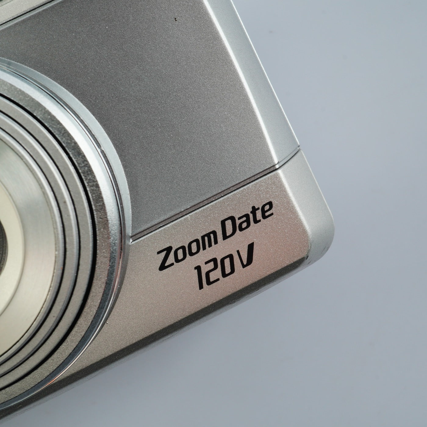 FUJIFILM Zoom Date 120V 38-120mm コンパクトフィルムカメラ